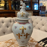 Chinese Export Armoral urn with lid