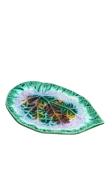 Majolica Begonia Leaf Plate