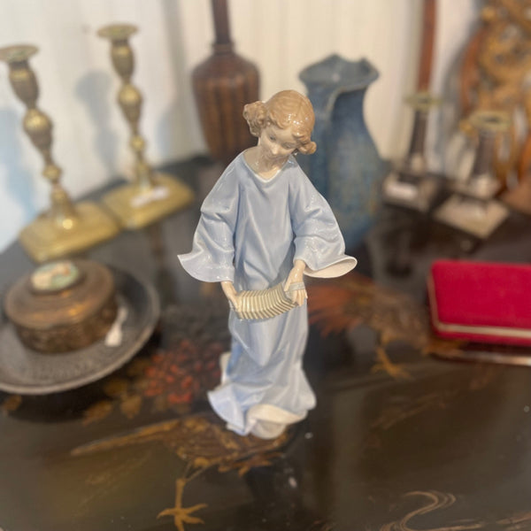 Lladro Daisa as is