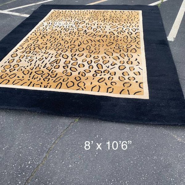 Leopard Spots Rug with Wide Black Border by Serengeti 8' x 10'6"