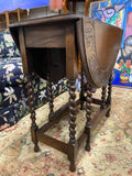 Carved Oval Oak Table with (2) Leaves