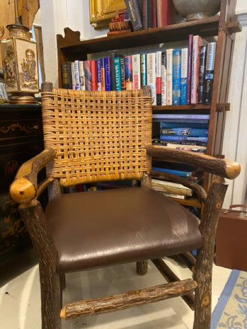 set of 6 Hickory arm chairs