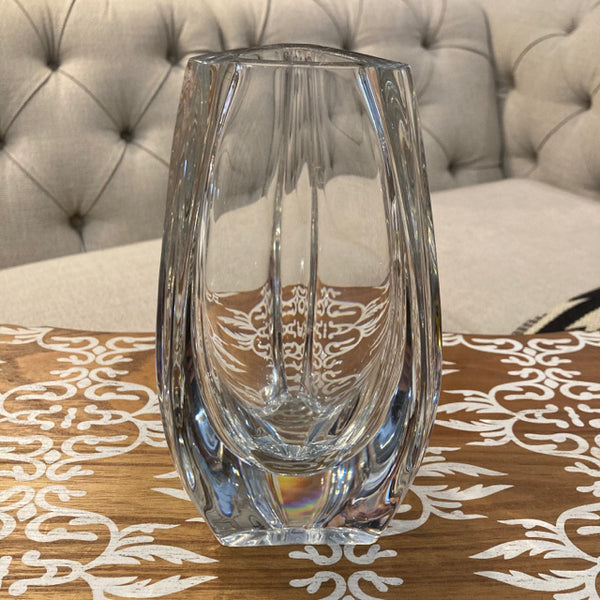 Baccarrat clear vase