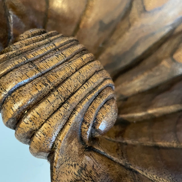 wood carved shell – Re Antiques