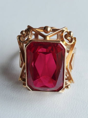 18k synthetic ruby ring