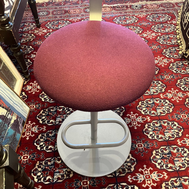 Atlas Alias stool – Re Antiques