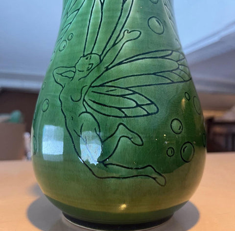 Rayzor green vase